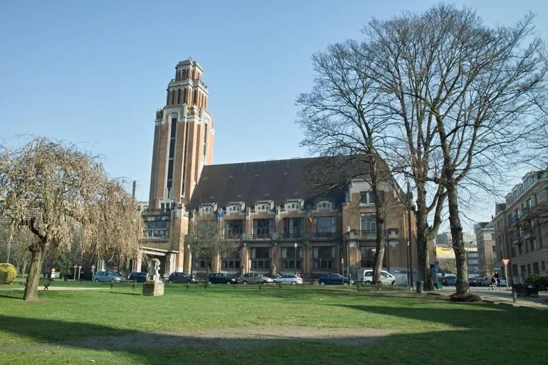  Brussels-Capital, Forest/Vorst Belgium Dutch 1